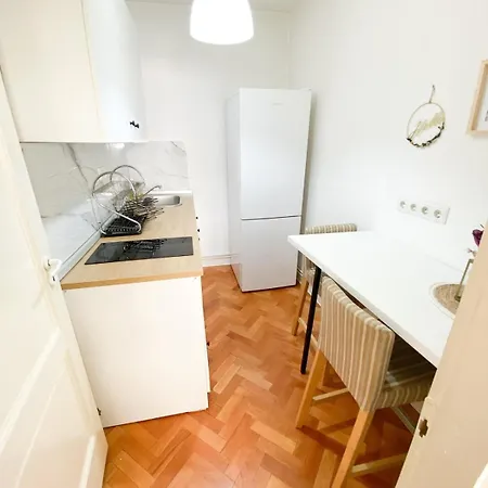 Appartement Perfect 6 *