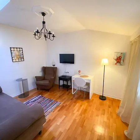 Perfect 6 קלוז'-נאפוקה